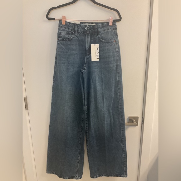 Dynamite CHLOE Ultra Wide Leg & High Rise Jean. . - Picture 5 of 15